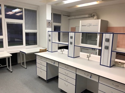 Laboratórium dr. Ludmily Sedlárovej Rabanovej na Katedre genetiky Pri FUK.